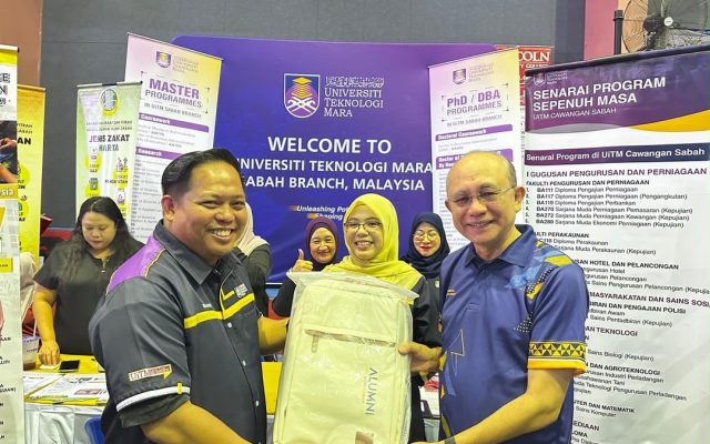Lebih RM700,000 inisiatif pendidikan disalurkan kepada warga Papar
