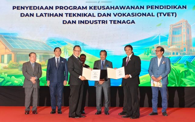 Pengukuhan sektor tenaga keutamaan agenda strategik pembangunan negeri