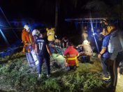 Tiga anggota polis yang terkena renjatan elektrik ketika jolok kelapa disahkan maut