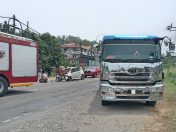 Wanita maut, dua cedera selepas Alza bertembung lori 10 tan