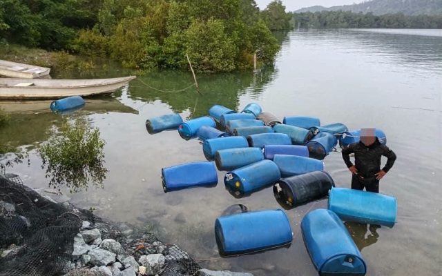 PPM tumpas cubaan seludup 5,000 liter petrol bersubsidi di Pitas