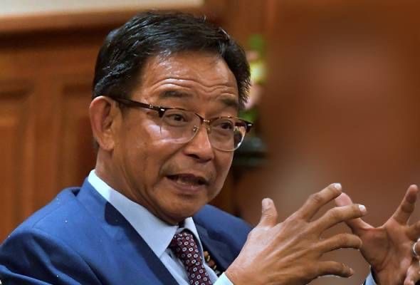 Sarawak, Sabah kekal ‘kingmaker’, peranan dalam politik negara sukar diganti – Abdul Karim
