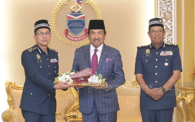 Tun Musa terima kunjungan Ketua Pengarah Kastam baharu