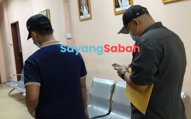 Dua pegawai RELA mengaku tidak bersalah pertuduhan tuntutan elaun