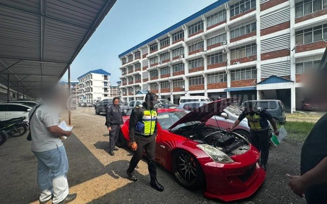 Fairlady antara dua kenderaan disita dalam operasi samseng jalanan