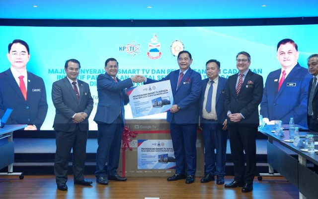 Papan iklan digital, Smart TV dan sistem solar dilaksana di PBT Sabah mulai Oktober