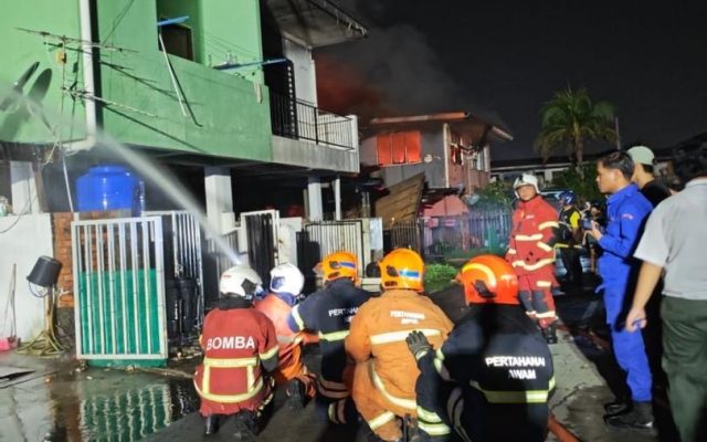 Enam rumah di Taman Jumbo Putatan terbakar