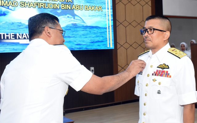 Ahmad Shafirudin dilantik Panglima Armada Timur ke-7