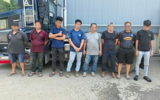 Lapan lelaki ditahan, rampasan termasuk diesel bernilai RM1.2 juta di Sepanggar