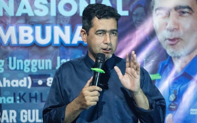 Dedahkan siapa arah batal projek pembangunan Sabah, Sarawak – Aliakbar