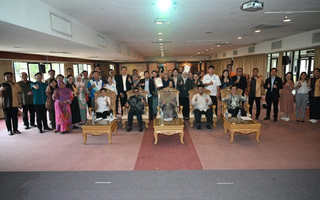 BSWMIC&nbsp;platform&nbsp;UMS,&nbsp;KKTP&nbsp;jadikan&nbsp;sisa&nbsp;pepejal&nbsp;sebagai&nbsp;sumber&nbsp;ekonomi&nbsp;dan&nbsp;inovasi